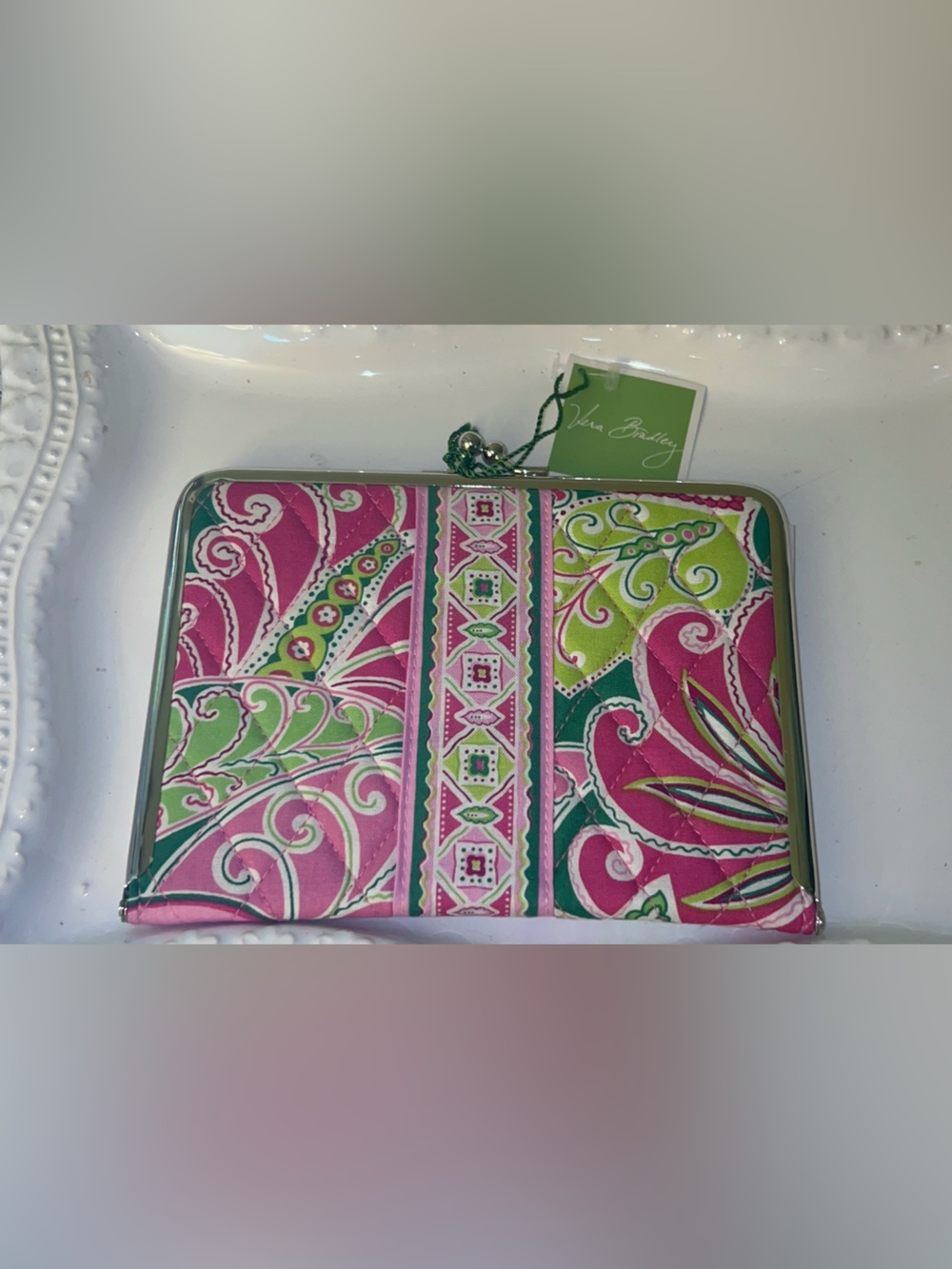Vera Bradley photo album in the Pinwheel Pink paisley pattern